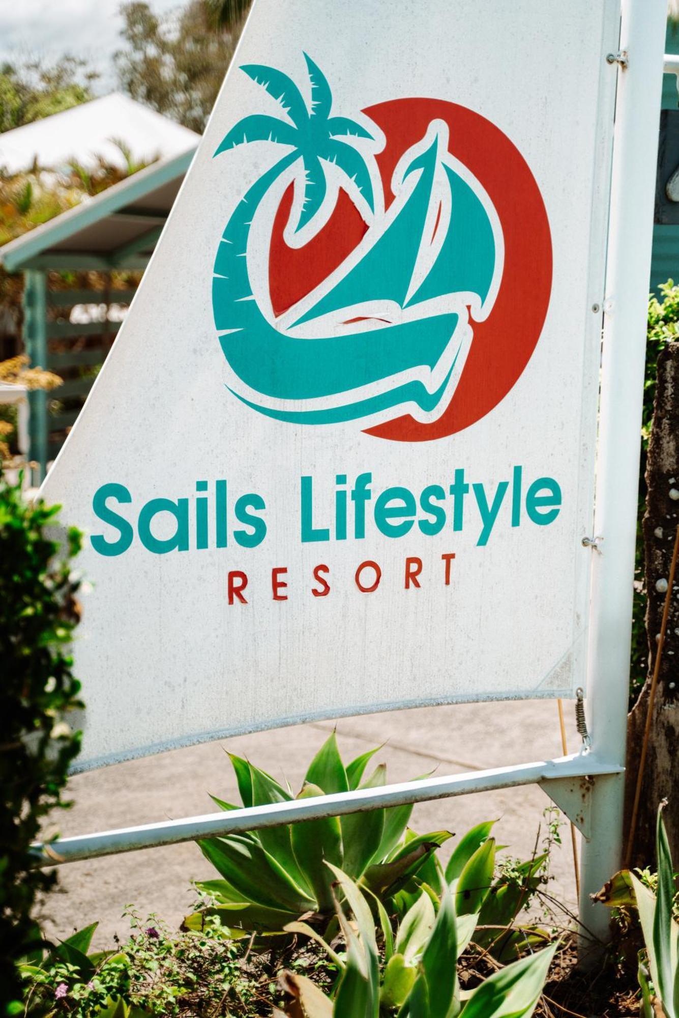 Sails Lifestyle Resort Peregian Beach Bagian luar foto